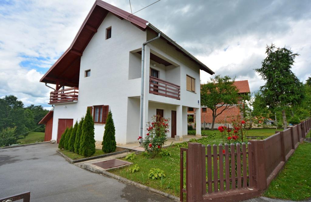 Korana Apartment Slunj Rum bild